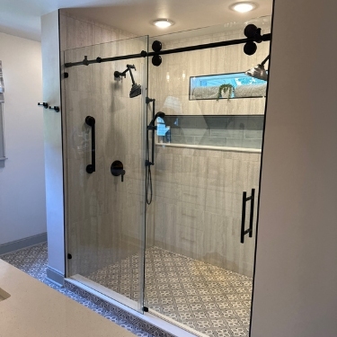 Sliding Door Shower Image (5)